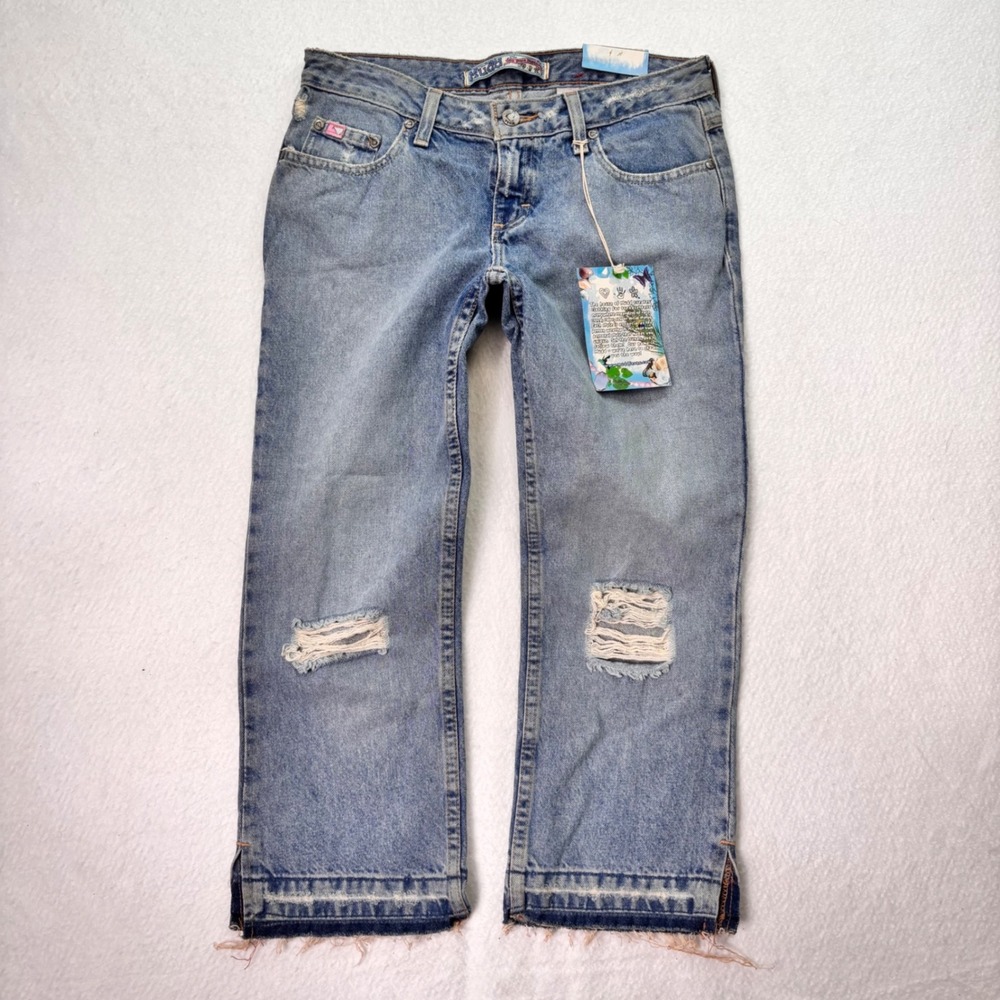NWT Mudd Distressed Capri Jeans Womens Size 5 Light Wash Y2K Cropped Raw Hem